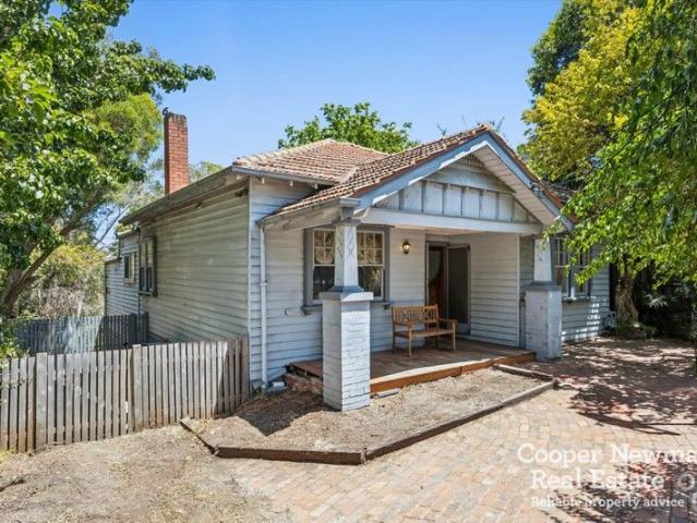 House for sale in Glen Iris