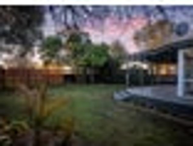 House for sale in Chaslands, Canterbury