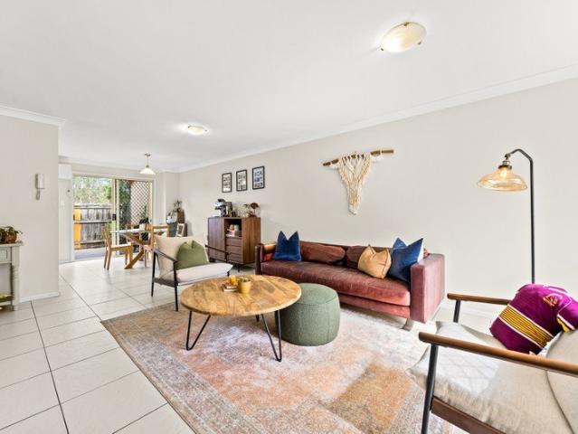 Townhouse for sale in Toombul, Queensland