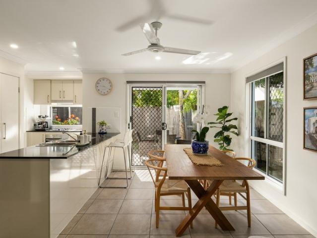 Townhouse for sale in Methul, Queensland