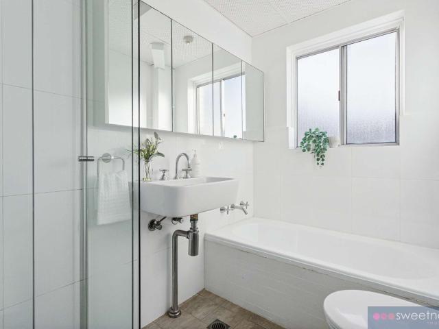 Apartment for sale in Freshwater, New South Wales