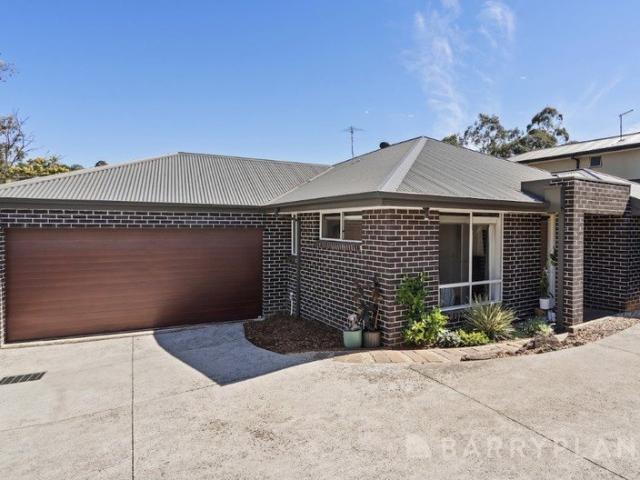 House for sale in Mooroolbark, Melbourne