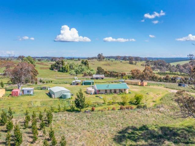 Cottage for sale in Black Springs, Oberon