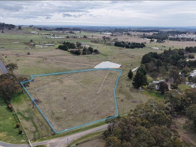 Cottage for sale in Orange, New South Wales