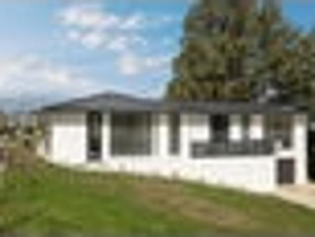 House for sale in Otakou
