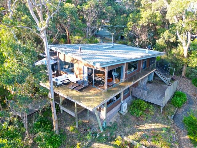 House for sale in Skenes Creek, Victoria