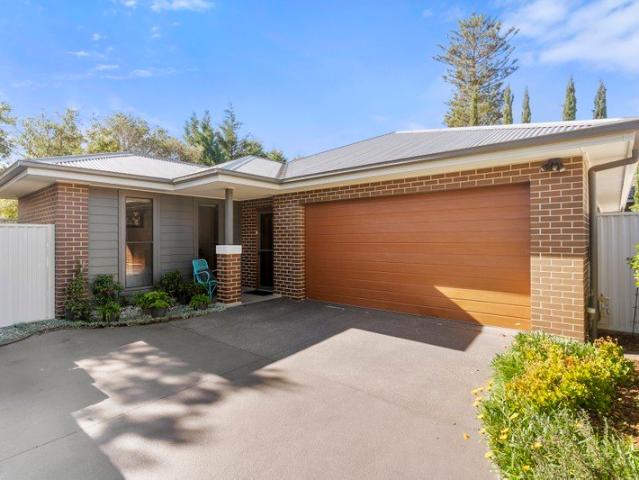 Villa for sale in Sutherland, New South Wales