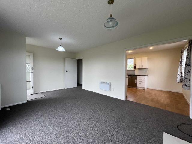 House for rent in Oaklands, Christchurch