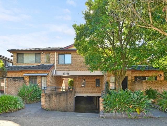 Townhouse for sale in Sydney, New South Wales