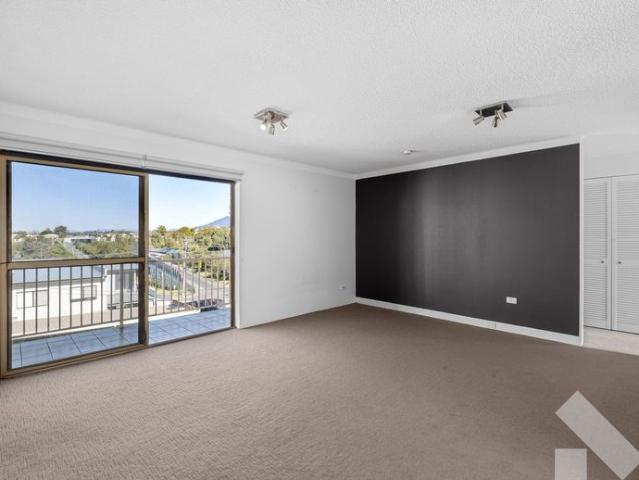Apartment for rent in Wollongong West, New South Wales