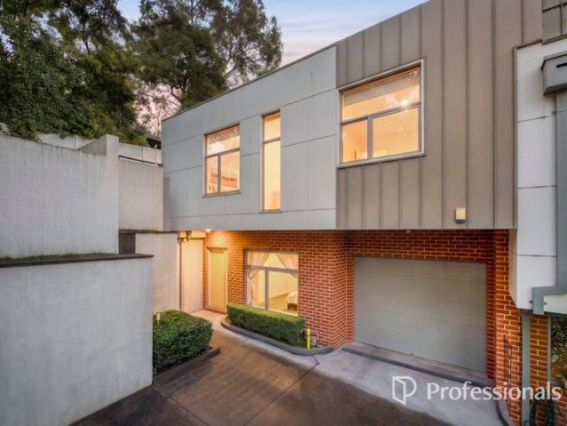 Townhouse for sale in Camerons Creek, Victoria