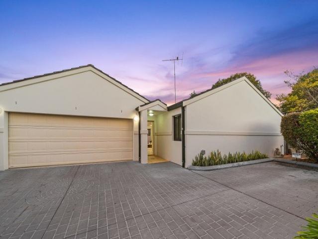 Villa for sale in Sydney, New South Wales
