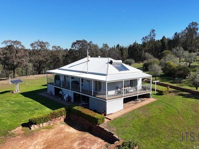 Cottage for sale in Giants Creek, New South Wales