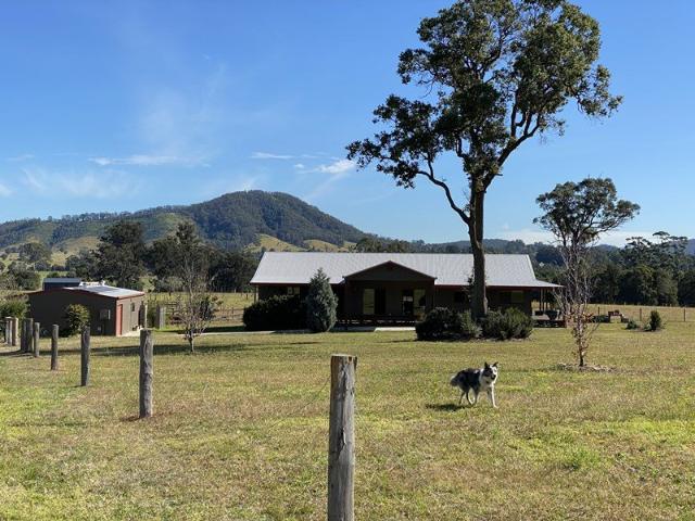 Cottage for rent in Wingham, Mid-Coast Council