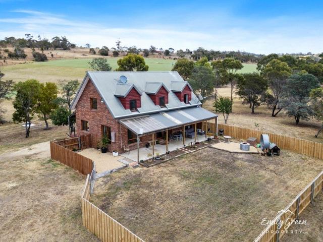 Cottage for rent in Hobart, Tasmania