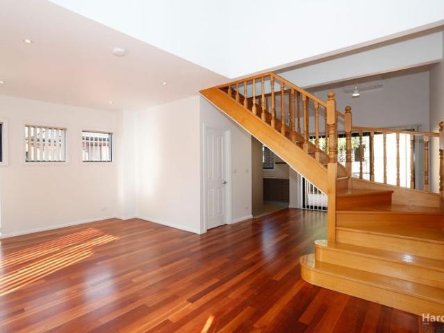 Townhouse for rent in Camerons Creek, Victoria