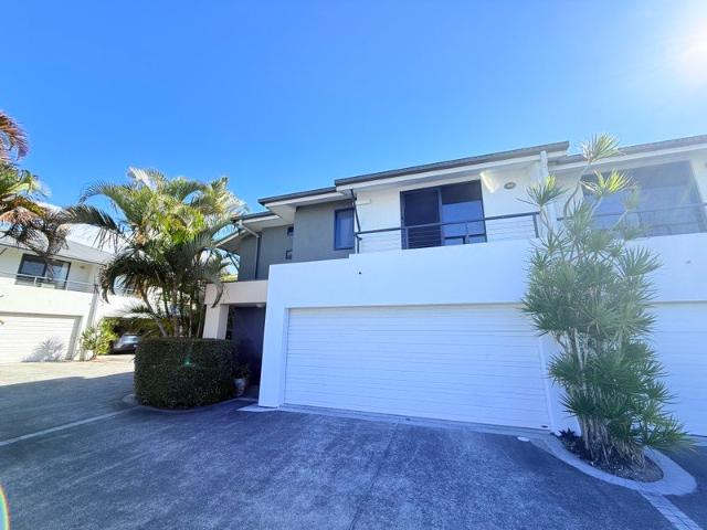 Townhouse for sale in Fernbrook, Queensland