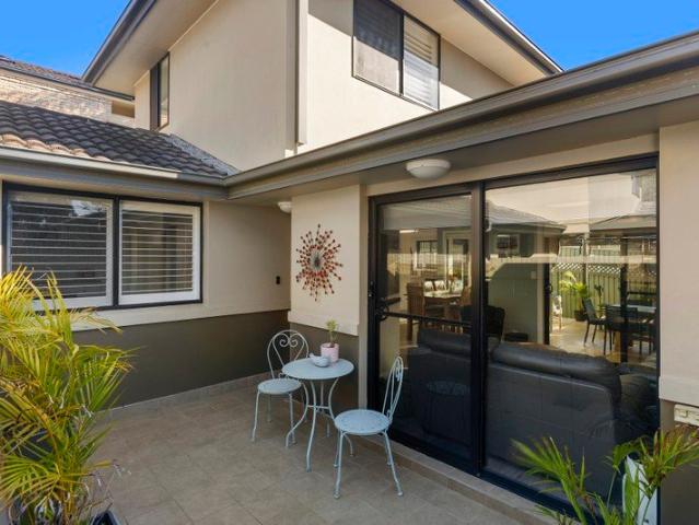 Townhouse for sale in Sutherland, New South Wales