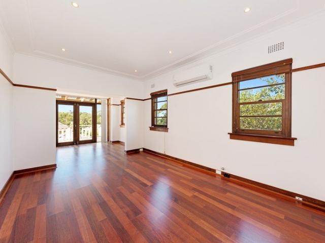 House for rent in Lower North Shore, Sydney