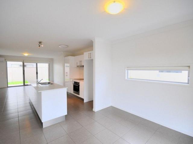 Townhouse for rent in Toombul, Queensland