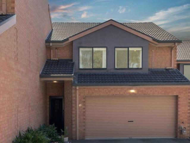 Townhouse for rent in Queanbeyan, New South Wales