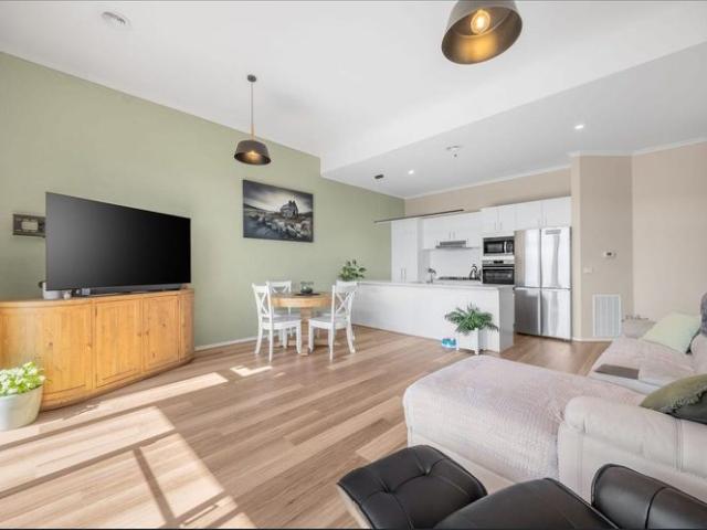 Townhouse for rent in Queanbeyan, New South Wales