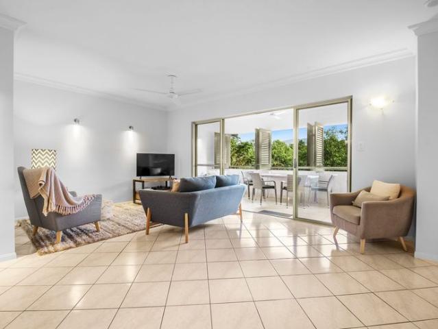 Apartment for rent in The Lakes, Cairns