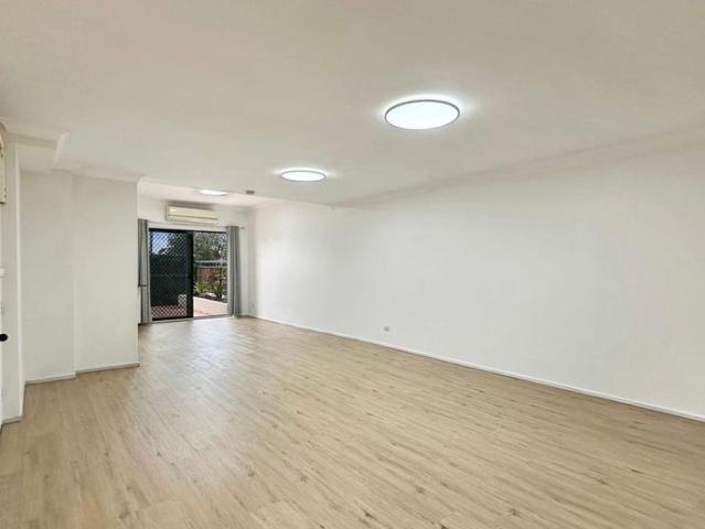 Townhouse for rent in Sutherland, New South Wales