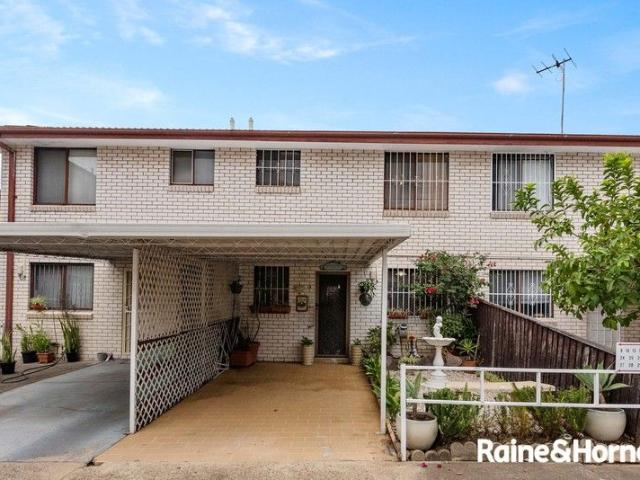 Townhouse for sale in Sydney, New South Wales