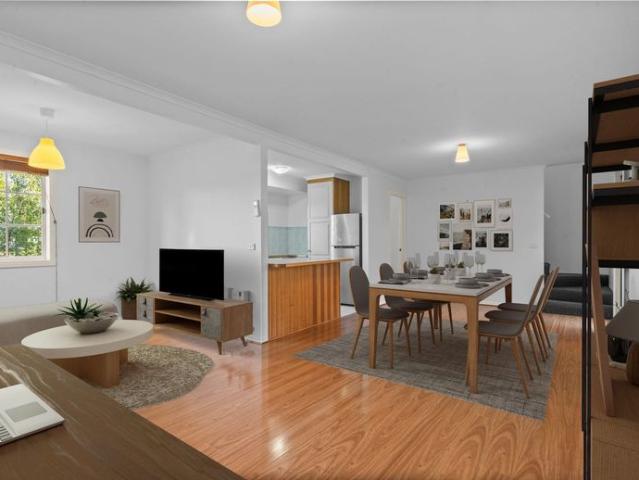 Townhouse for rent in Lenah Valley, Hobart