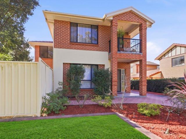Townhouse for rent in Inner West, Sydney