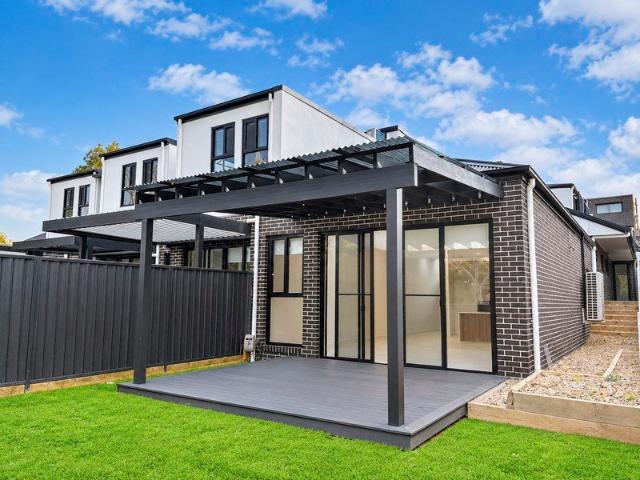 Townhouse for rent in Padstow, Sydney