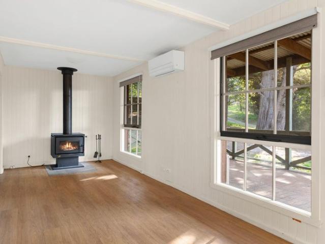House for rent in Kinglake, Shire of Murrindindi