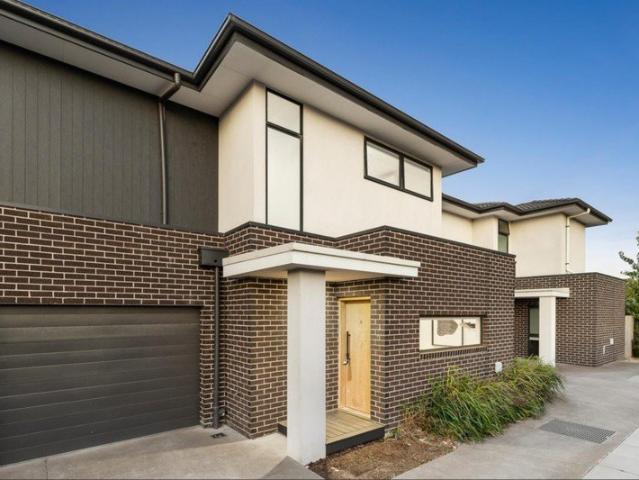 Townhouse for rent in Camerons Creek, Victoria