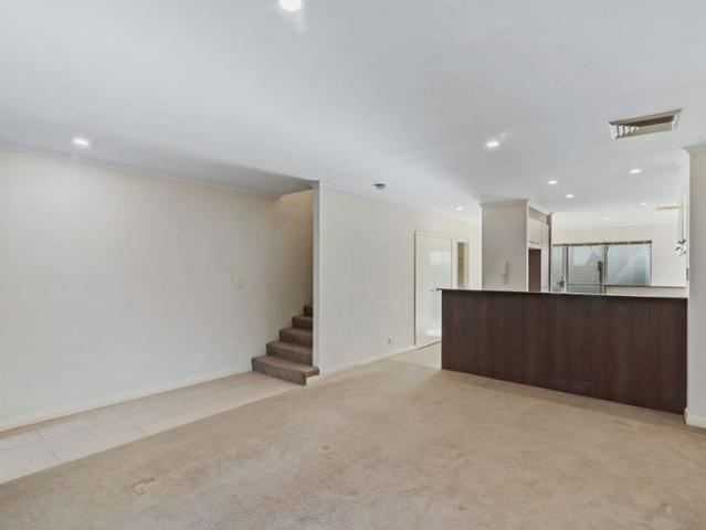 Apartment for rent in Parklands, Western Australia