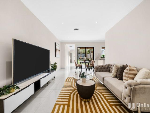 Villa for sale in Sydney, New South Wales