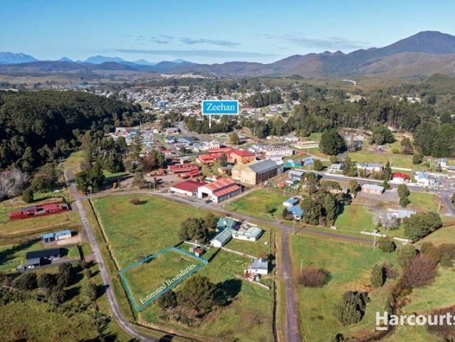 Land for sale in Zeehan, Tasmania