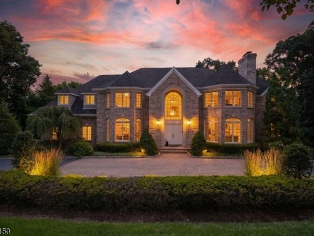 House for sale in Franklin Lakes, New Jersey