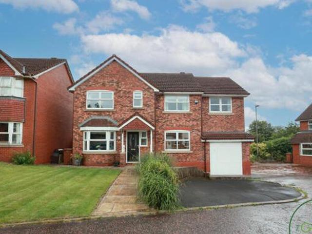 House for sale in Higher Bartle, Lancashire