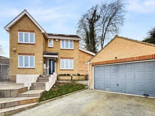 House for sale in Brompton, Gillingham