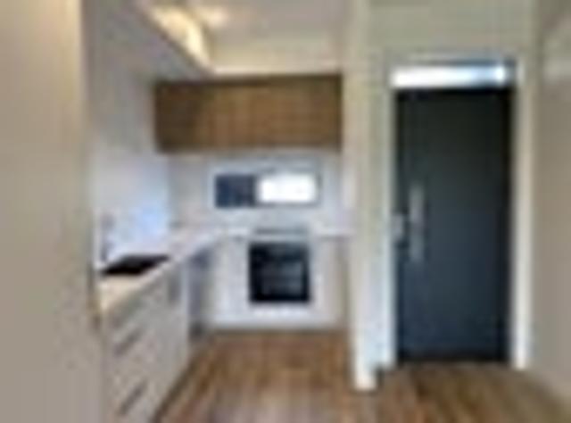Townhouse for rent in Aurora, Hamilton City