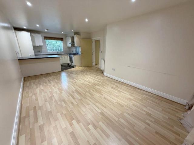 House for rent in The Hale, Greater London