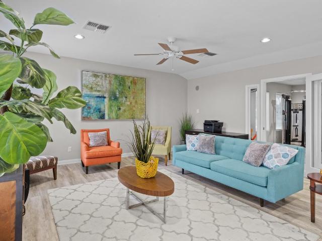 Apartment for rent in Universal City