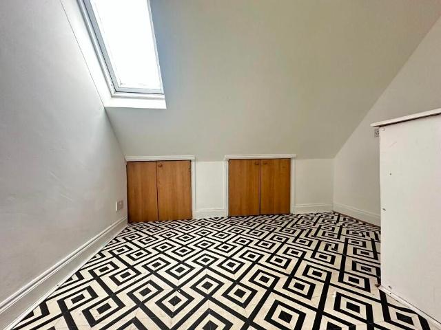 Room for rent in Yiewsley, Greater London