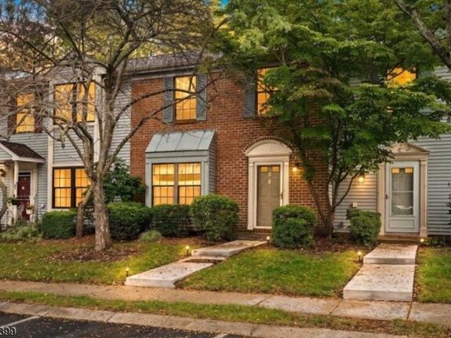 Condo for sale in Kendall Park, New Jersey