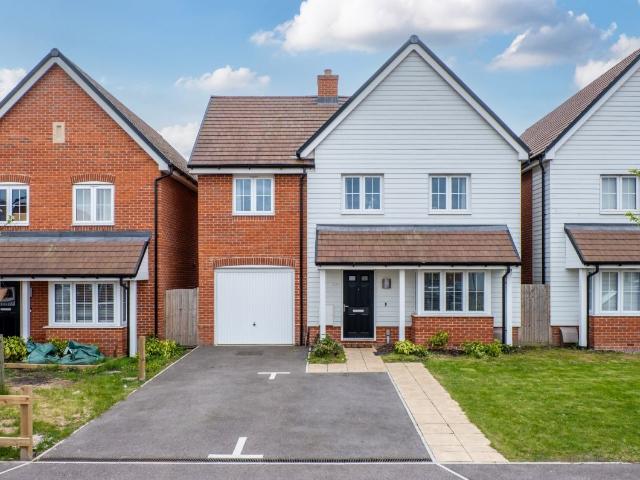 House for rent in Eden Village, Oad Street