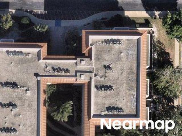 Condo for sale in Bayside Arbors, Clearwater