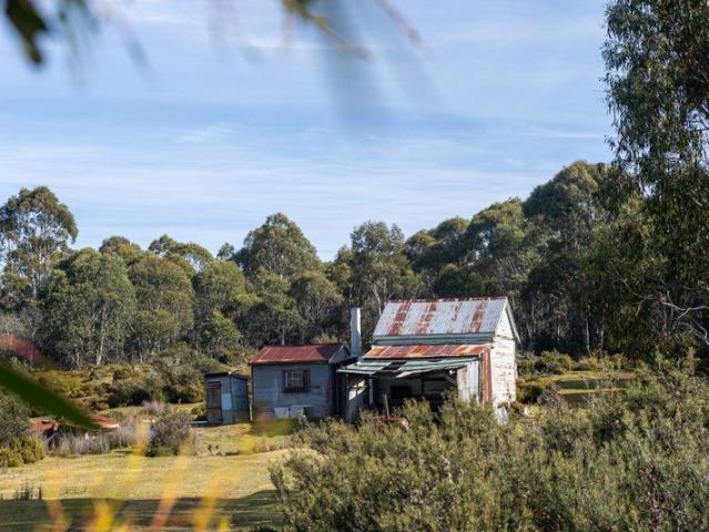 Land for sale in Derwent Bridge, Tasmania
