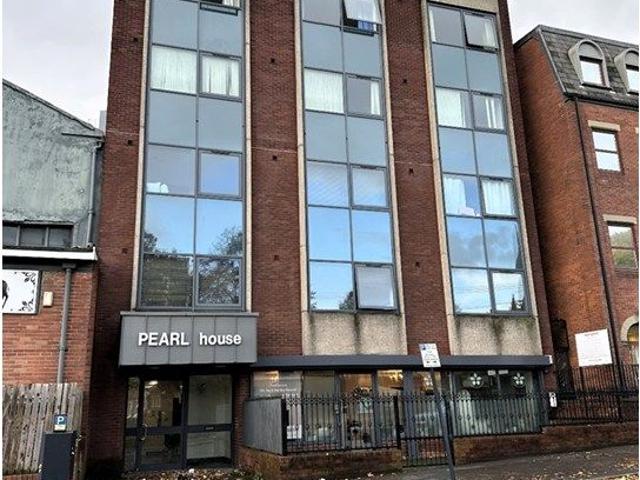 Studio for rent in Belle Isle, West Yorkshire