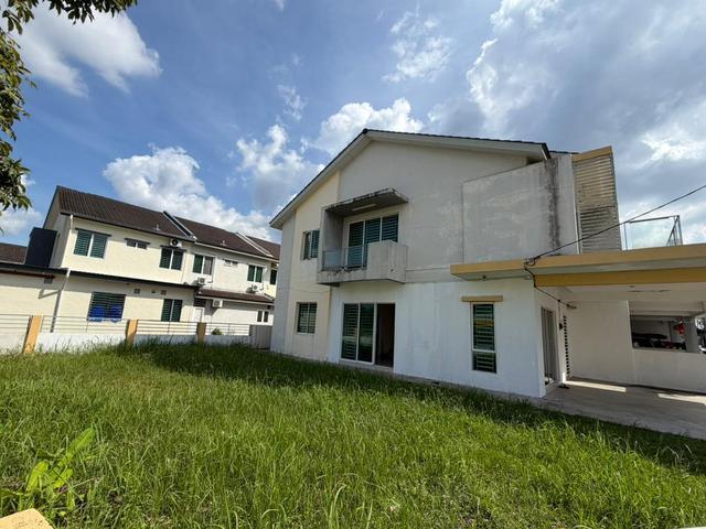 Terraced House for sale in Wellesley, Penang